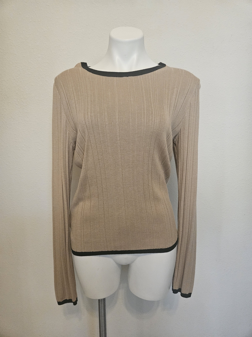 Ann Taylor Long Sleeve Ribbed Crewneck Top in Beige with Contrast Trim
